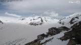 View from Konkordiahütte north over Aletsch glacier